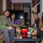 How to find safe couchsurfing hosts